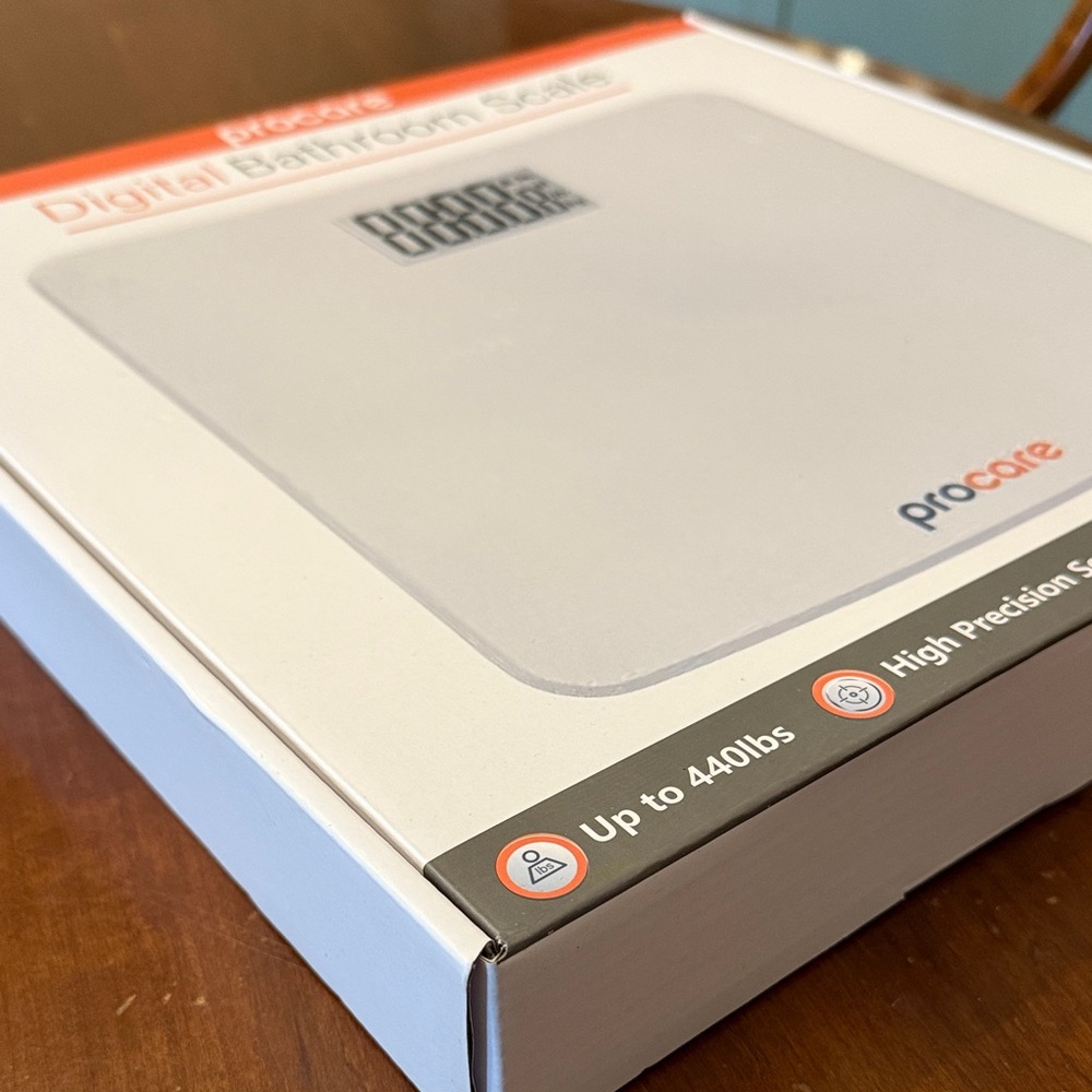 NEW! White Digital Bathroom Scale - Picture 4 of 4